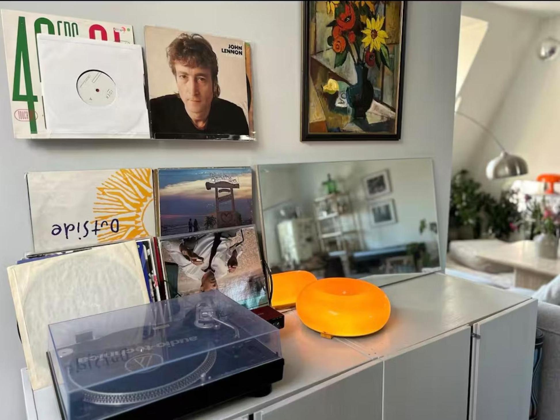 Cozy 2 Bedrooms - Check Profile Apartment
