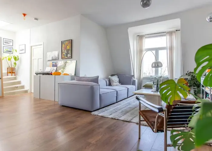 Cozy Apartment 2 Bedrooms - Check Profile